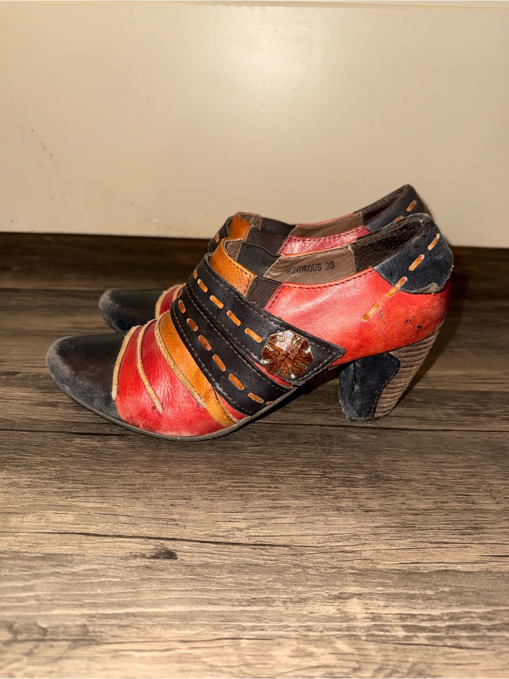 L’Artiste Wonderous Bootie Size US 7.5/EURO 38 Leather - Colorful